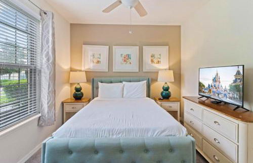 Townhome with Private Pool, BBQ & FREE Waterpark - Photo 30