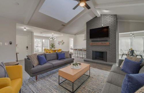 Charming 5BD-3BA in the Heart of Plano -Sleeps 10 - Foto 1