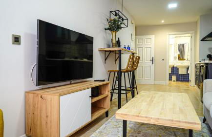 Apartamentos Puente Romano Suites Parking Gratis - Foto 9