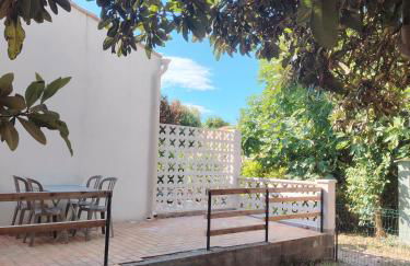 Logement avec terrasse et jardin - Foto 1