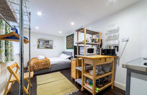 Cozy Brixton Hideaway Cute & Convenient Stay - Pass the Keys - Foto 2