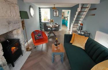 Sea View Cottage in Dorset, Portland - Photo 3