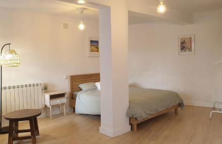 Habitación amplia y tranquila con baño privado en piso compartido - Photo 51