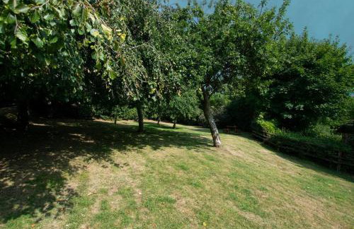 Charming Cottage near Dartmouth with Log Burner - Photo 8