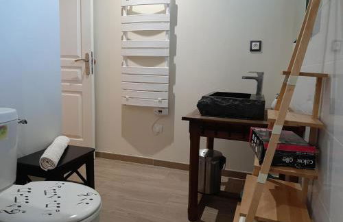 Gîte charentais avec cour privative, baby-équipement, télétravail, vélos, BBQ, animaux acceptés - FR-1-653-170 - Foto 36