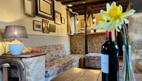 Cottage in Les Eyzies-De-Tayac-Sireuil with pool - Foto 3