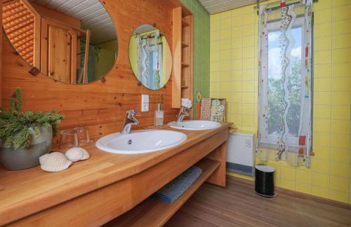 Ferienhaus Dornstetten: Sonniges Design Haus: Kamin, Sauna, Hot Pot, Zaun - Foto 46