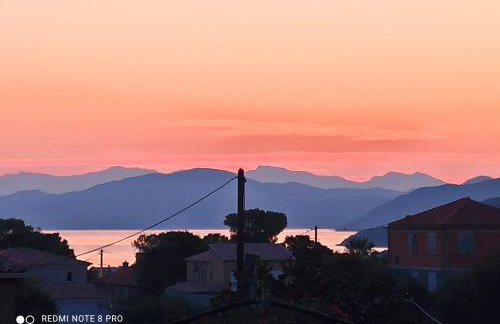 sous le soleil de l'ILE ROUSSE - Foto 17