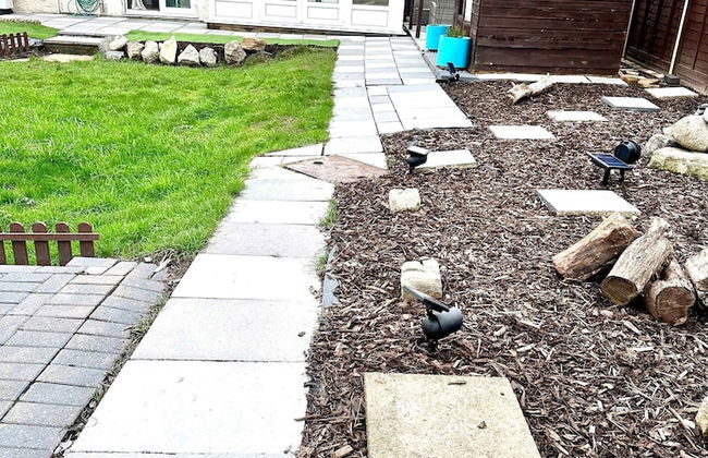 3 Bedroom Homely Retreat Near Slough - Foto 27