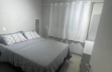 Casa completa acomoda até 10 hóspedes, 5 quartos, 4 camas casal e 2 solteiro - Foto 8