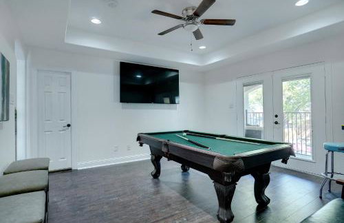 GORGEOUS 5-bd 4ba w Pool, Hot Tub, 2 kitchens, & Game Room Near Dallas Airports! - Foto 29