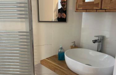 Charming Apt at the heart of Richmond London plus parking - Foto 10