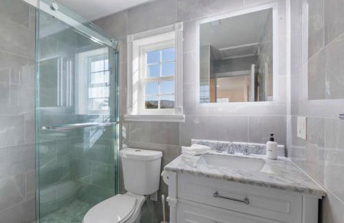 @ Marbella Lane - Buckingham Place Laundry + P - Photo 61