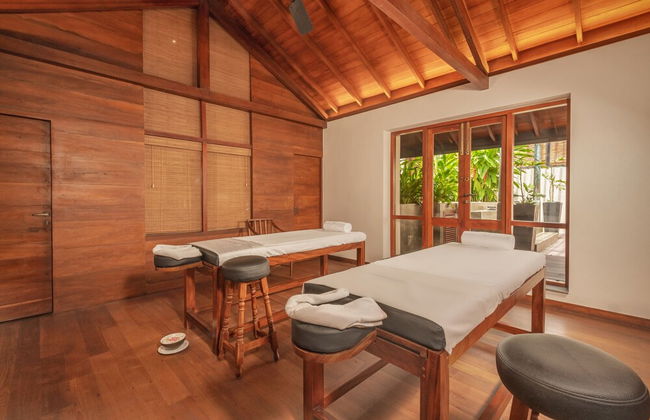 Ishq Colombo - Photo 39