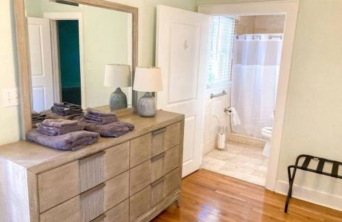 University House - 8 Bedrooms Walk to UF / Stadium - Foto 10