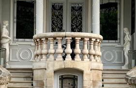 Signature topfloor flat in a shared XIX century Mansion in Western Paris - Foto 33