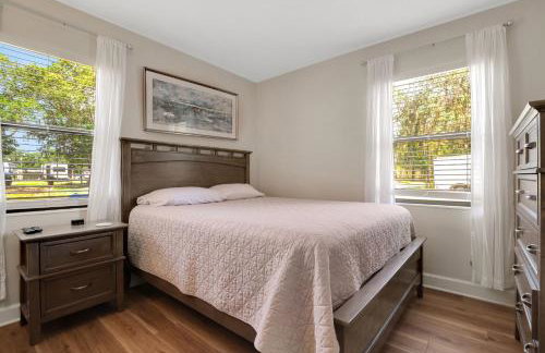 Lake Haven Retreat Private Dock & Peaceful Views - Photo 7