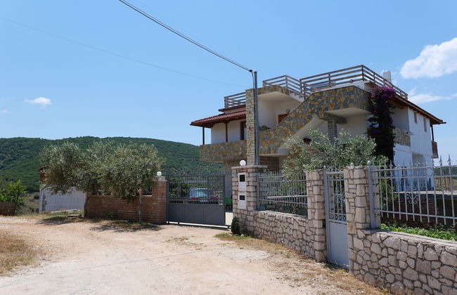 Pellumb Apartments - Photo 34