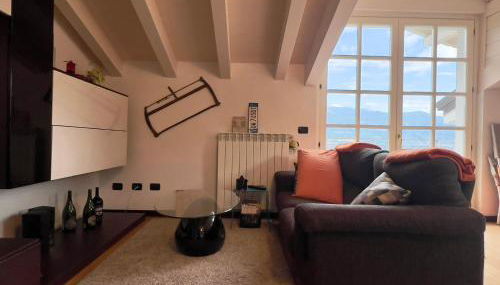 Casa Belvedere - Romantica mansarda vista lago con piscina - Photo 3