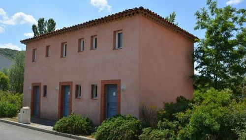 Maison climatisée 5 pers avec terrasse, parking, WiFi, et équipements complets dans quartier calme - FR-1-382-129 - Foto 3