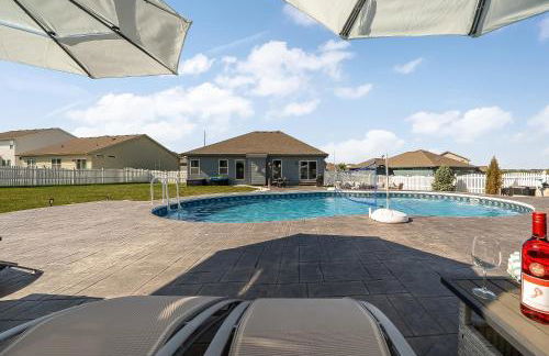 Spacious Country Farmhouse Retreat, Sleeps 16, Pool, Movie Room - Foto 40