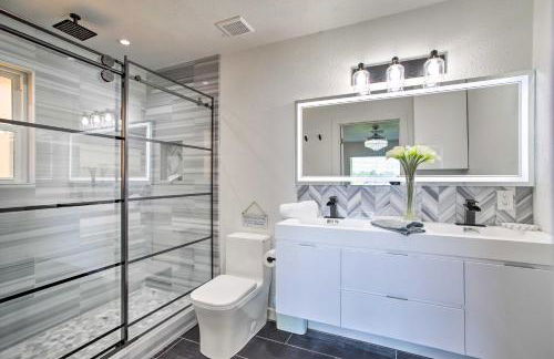 Waterfront Lake Home with Deck - New Renovations! - Photo 24