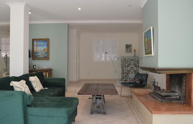 Holiday Home With Large Garden and Pool - Foto 11