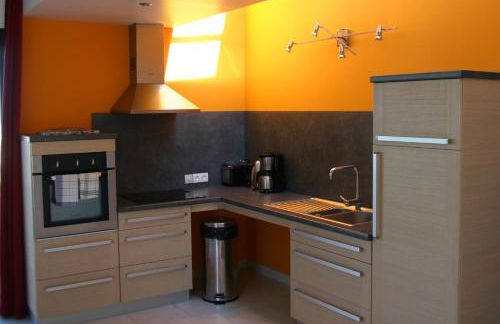 Gîtes " Arromanches" ou "Bord de Mer PMR" 2 chambres en FRONT DE MER à Asnelles , 3km d'Arromanches, 10km de Bayeux - Foto 8