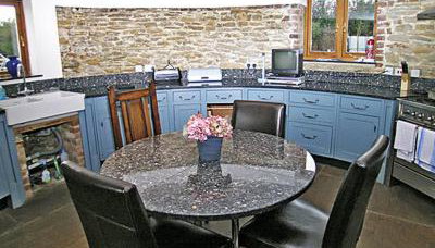 Thornsdale Oast House - Photo 3