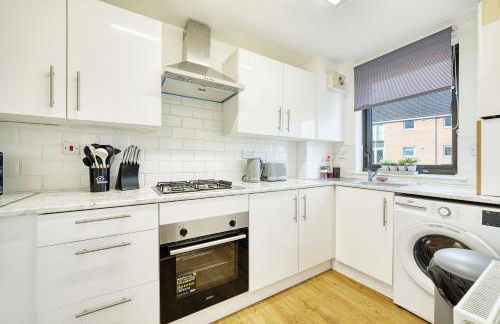 2BR Flat with Free Parking in Central Location - Foto 9
