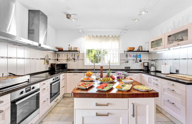 Most Luxurious Villa on the Costa del Sol - Photo 13