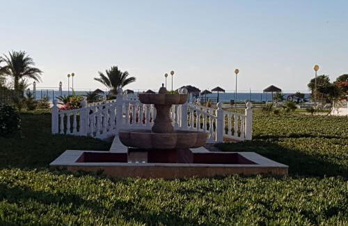 CASA BAJA EXTRAORDINARIA EN URBANIZACIÓN NATURISTA! - Foto 27