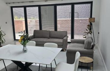 SAV Stays 5 Bedroom Large Family home Birstall, Leicester - Foto 6