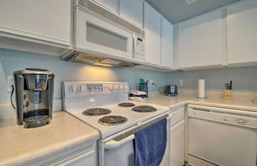 Bright Ozarks Condo with Balcony and Lake Views! - Foto 11