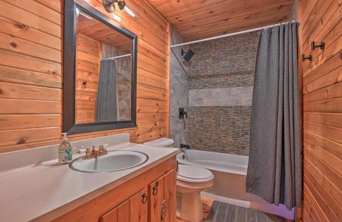 Waterfront Arkdale Retreat 2 Acres with Deck and View - Foto 26