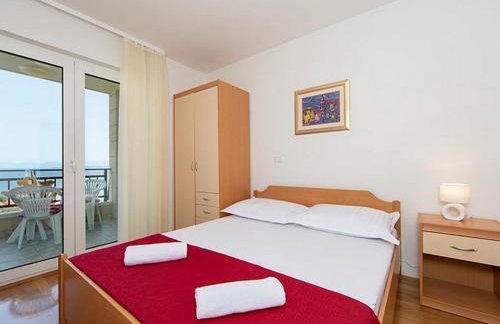 Apartments by the sea Igrane, Makarska - 17292 - Photo 10