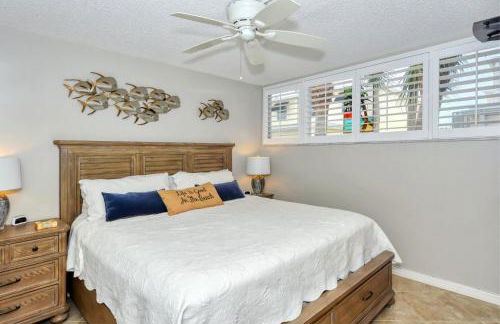 LaPlaya 202E Catch the gentle Gulf breezes on your private balcony beneath the swaying palms - Photo 8