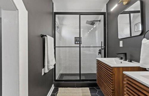 The Luxe Hot Tub Private Bar 12 Min to Horse Park - Foto 67