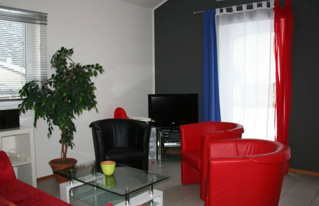 Bungalow in Eifel Near Forest and Mountains - Foto 8