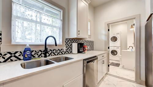 Cottage Chic- Less than 5 mins to Plaza District - Foto 4