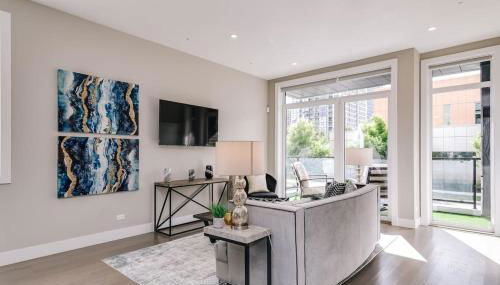 Stunning Duplex Condo #1 - Downtown River North - Foto 2