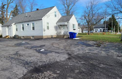 Big new house with huge parking - Foto 25