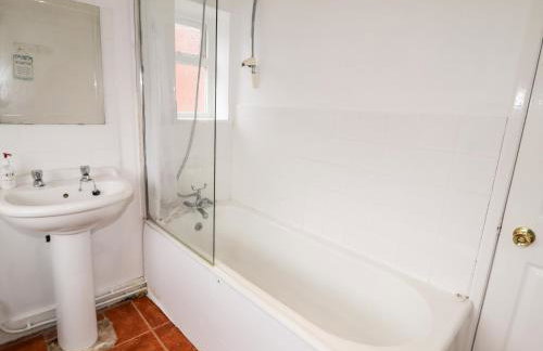 The Hawthorns - Photo 18