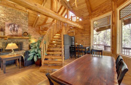 Fire Pit and Hot Tub Lakeside Cabin on 2 Acres! - Foto 6