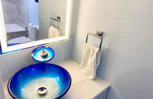 Artsy home by Air Force Academy with office space - Foto 22