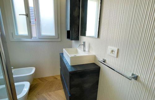 GEA SEAVIEW APARTMENT - Bright Top-Floor Gem in central Nettuno, Steps from the Station - Foto 12