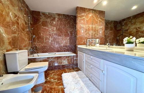 Diletta Beach Estepona - Photo 25