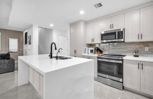 Damari Soto - Foto 12