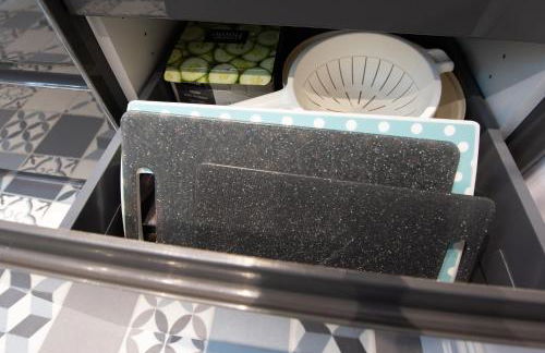 Victorian 2 Bedroom Flat, King Beds, Free WiFi, Near Shops & Transport, E17 - Foto 30