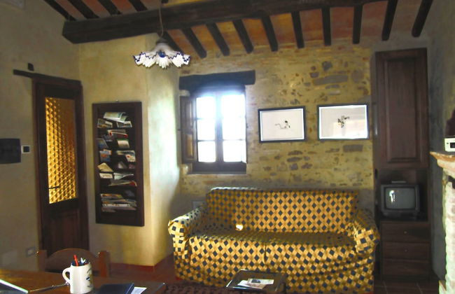 Castello di Cisterna - Foto 2